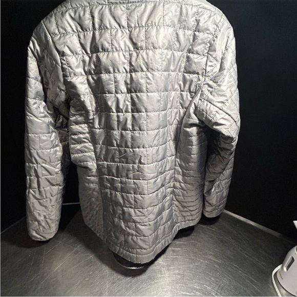 Patagonia Silver Puffer Jacket - Picture 7 of 8